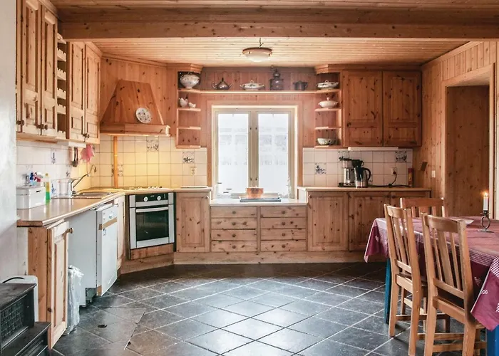 Beautiful In With Kitchen Feriehus *