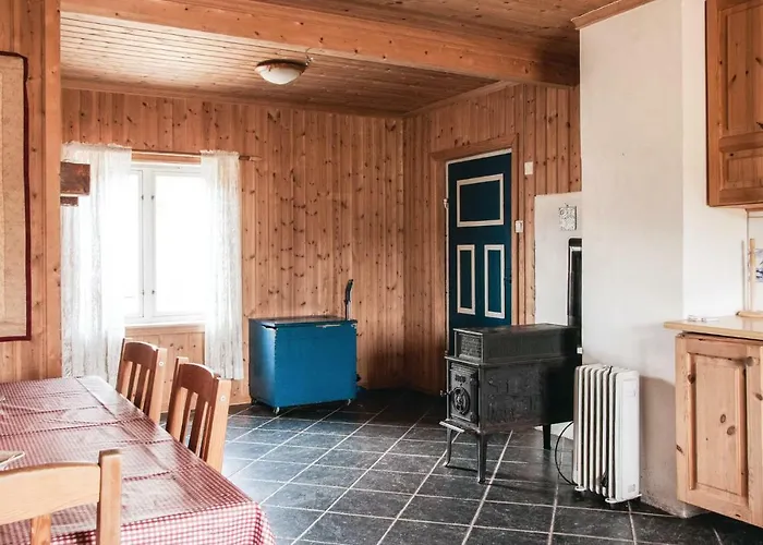 Beautiful In With Kitchen *