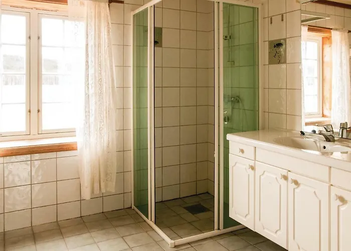 Beautiful In With Kitchen * Tynset